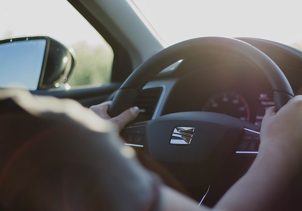 steering-wheel-2209953_640